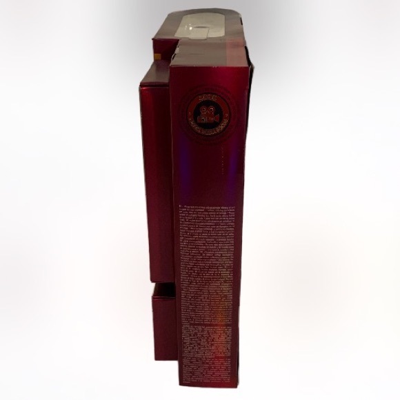 New Brand NEW - Rainbow High Fashion Doll Series 4 Coco Vanderbalt - Cobalt Blue - Picture 4 of 6